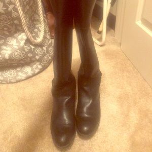 Fall high-knee boots